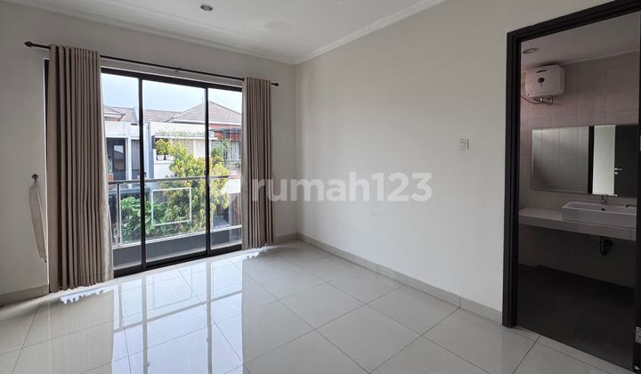 Dijual Rumah 4+1 KT Discovery Bintaro Sektor 9, Cluster Elit 4M 2