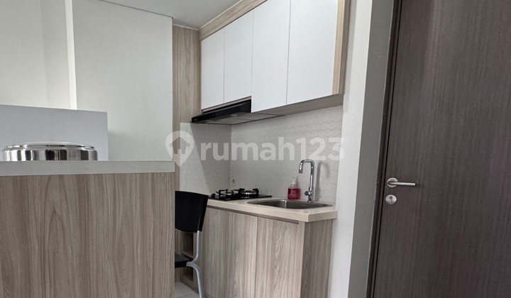 Disewakan Full Furnished Brand New 2 BR Emerald Bintaro 2