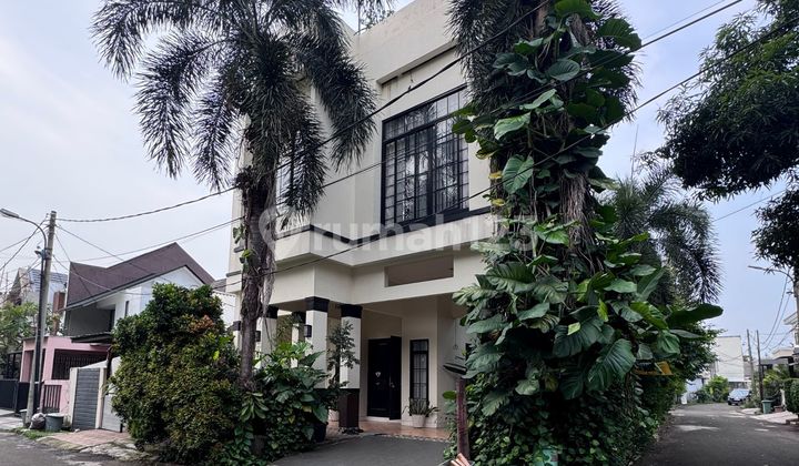 Jual Cepat Rumah Turun Harga 410Jt - Hook 3 Lantai Serpong