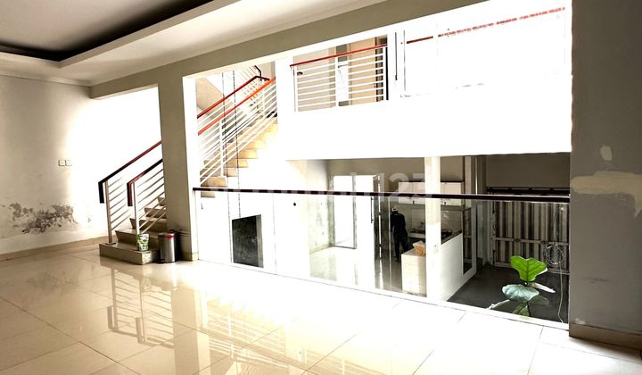 For Rent Luxury House 3+1 Bedrooms in Kebayoran Bintaro Jaya Sector 7 2