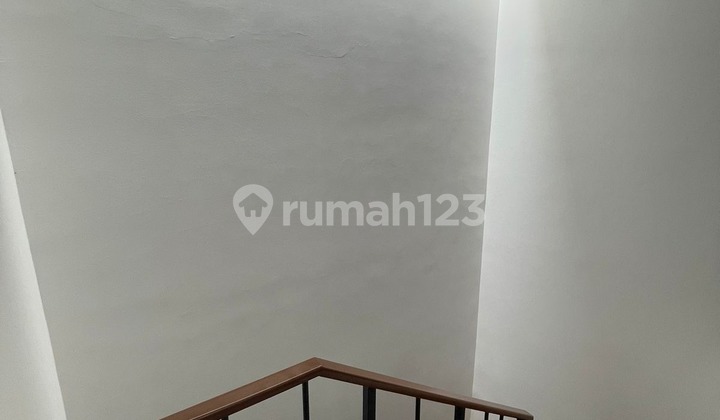 Dijual Rumah 3KT di Rempoa 2 Lantai Siap Huni Harga 2,9M 2