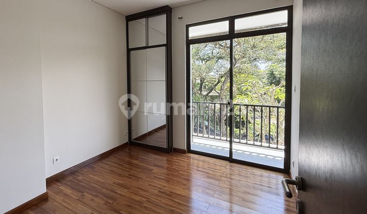 Rent Luxury House Lebak Bulus Private Pool 4+1 Bedrooms 440m² Near Tb Simatupang Pondok Indah