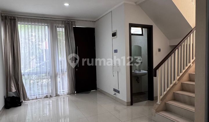 Sewa RUMAH 2 Lantai Lokasi Premium di Kebayoran Residences Bintaro Sektor 7 2