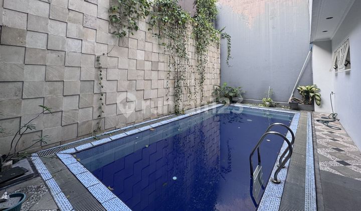 Luxury House Bintaro Hoek 400M Private Pool Fully Furnished Near British School 2