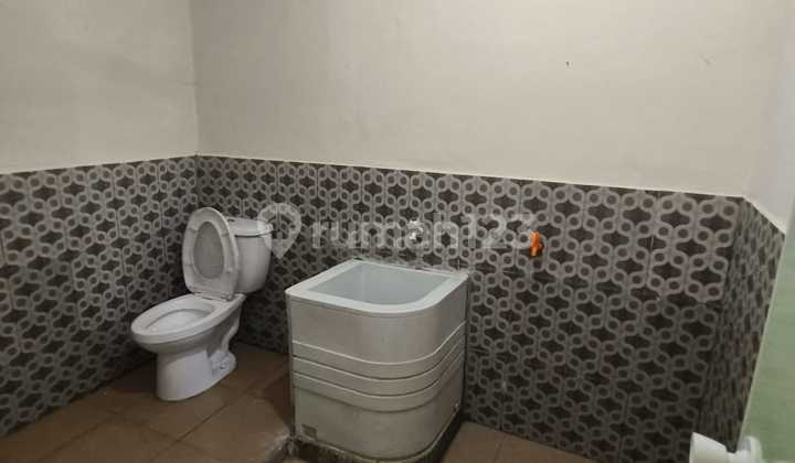 For Sale Ready-to-Occupy House in South Tanjung Duren For Sale Ready-to-Occupy House in South Tanjung Duren