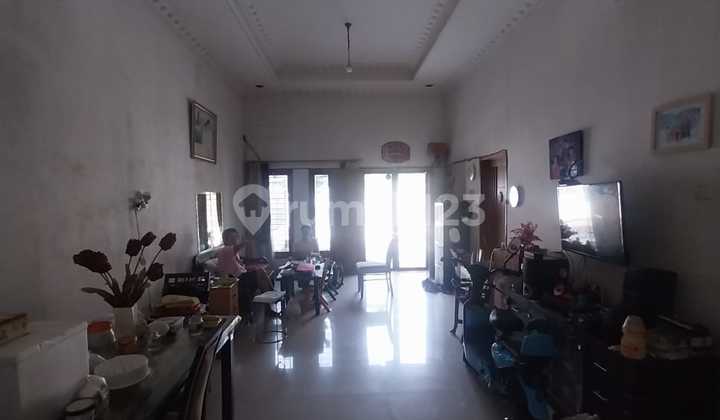 Jual Rumah Tua Hitung Tanah Daerah Jelambar 