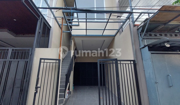 Jual Cepat Rumah Daerah Taman Ratu Jakbar 