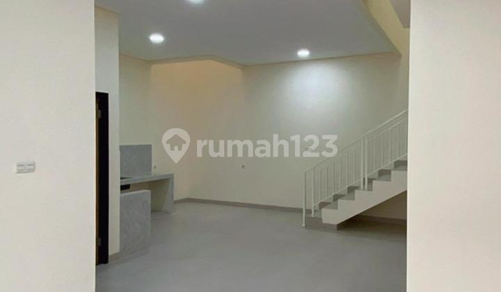 Dijual Rumah Baru Di Komplek Sunrise Garden  2