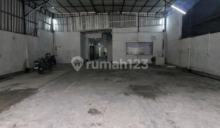 Disewakan Tempat Usaha di K.h.moh Mansyur Dekat Roxy dan Jembatan 5 Disewakan Tempat Usaha di K.h.moh Mansyur Dekat Roxy dan Jembatan 5
