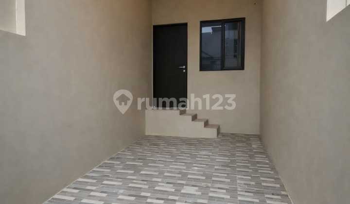 Dijual Cepat Rumah Baru Minimalis Modern di Duri Kepa 2