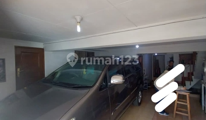 Turun Harga Jual Rumah Daerah Taman Ratu Hitung Tanah