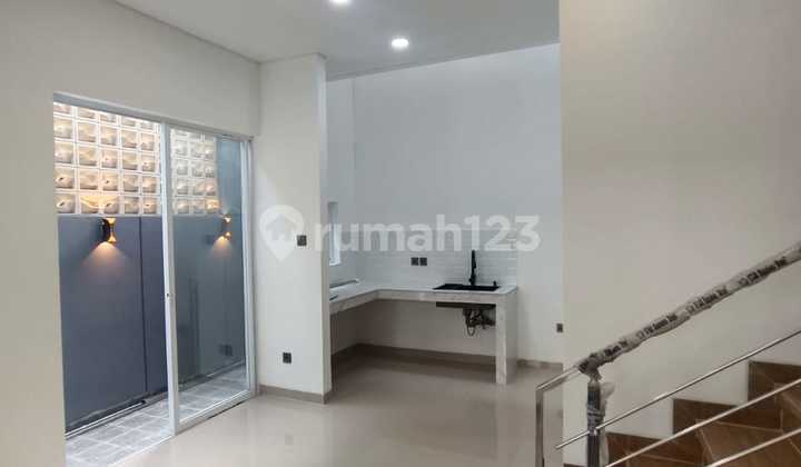 Brand New, Lokasi Strategis, Area Favorit Jakbar Tanjung Duren Brand New, Lokasi Strategis, Area Favorit Jakbar Tanjung Duren