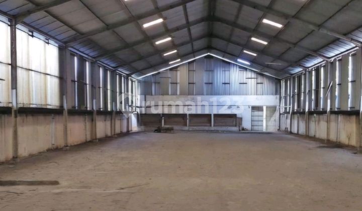 Gudang Serba Guna di Banyumanik, Semarang. 1