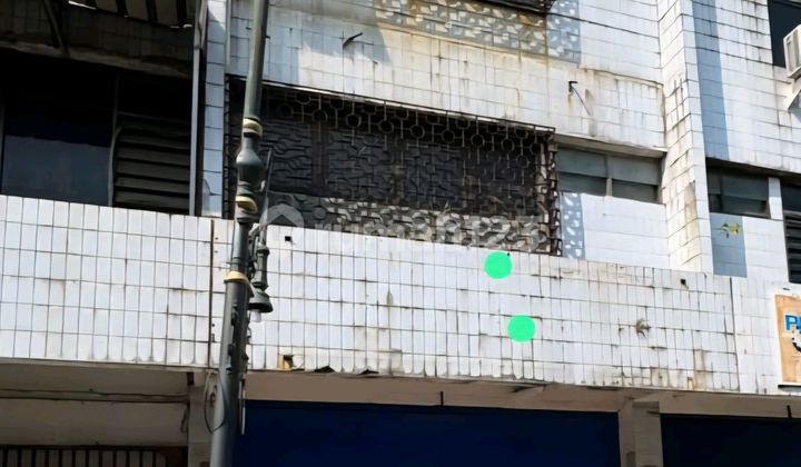 Ruko 3 Lantai Di Komplek Pertokoan Jurnatan, Jl. Residences Pertokoan Jurnatan 2