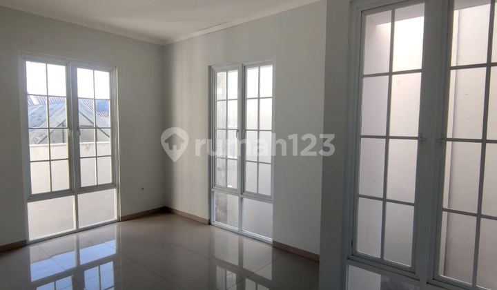 Affordable Comfortable Move-In Ready House in Sariwangi, Bandung City 2