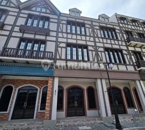 Osaka Euro Asia 3-Story Shop House, 90m² Area, Pantai Indah Kapuk (PIK) 2