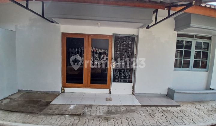 Rumah Hoek Disewa 10x15 150m type 3KT Pulo Gebang Permai Cakung