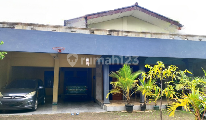 Rumah Dijual Di Lokasi Strategis Di Utan Kayu, Rumah 2 Lt, 500 M2, Bisa Dibuat Menjadi Investasi Kost-kostan Atau Rumah Peristirahatan Keluarga Pensiunan, 8kt Utan Kayu Matraman Jakarta Timur Rumah Dijual Di Lokasi Strategis Di Utan Kayu, Rumah 2 Lt, 500 M2, Bisa Dibuat Menjadi Investasi Kost-kostan Atau Rumah Peristirahatan Keluarga Pensiunan, 8kt Utan Kayu Matraman Jakarta Timur