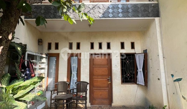 Rumah Dijual Turun Harga! Pondok Kelapa Posisi Gentong & Tanah yang Luas!! Rumah 2Lt Luas 195M 3Kt Pondok Kelapa Duren Sawit Jakarta Timur