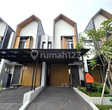 Attic House 2 Floors 5X15 Cluster Mahakam Mts Jgc Jakarta Garden City