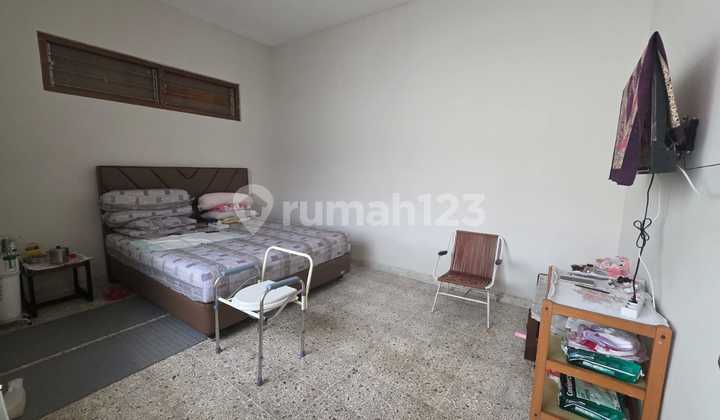 Dijual Rumah 2 Lantai Bentuk Letter L Di Jalan Kelengan Semarang 2