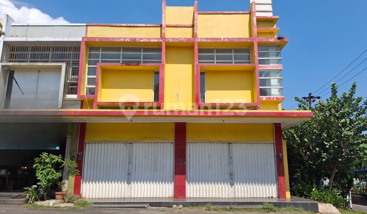 For Sale Shop House in Jatisari Square Area Semarang 1