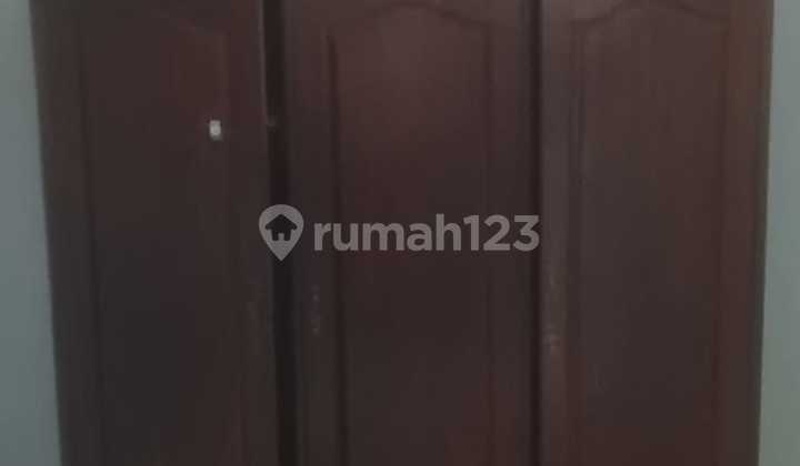 House for Sale, Negotiable, Near Bank in Puri Patu Village Area House for Sale, Negotiable, Near Bank in Puri Patu Village Area