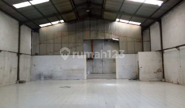 Disewakan Gudang Strategis Di Area Madukoro 2