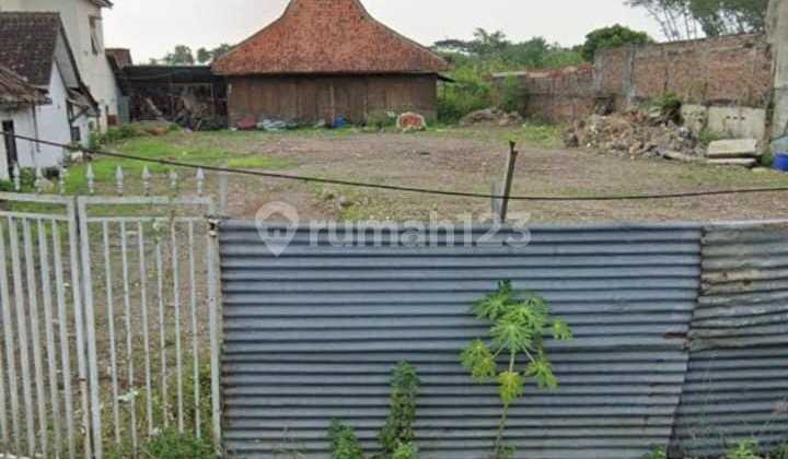 For Rent: Land and Building Former Restaurant in Mijen Area, Semarang 1