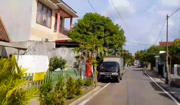 Strategic House For Sale In The Sompok Peterongan Area 2