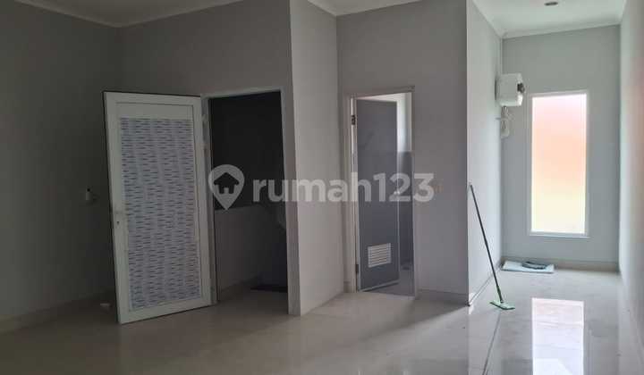 For Rent 2-Story Shop House at Beranda Bali Ngaliyan Semarang 2