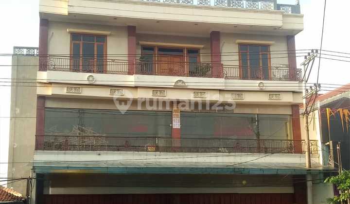 For Rent Luxury Ruko / Showroom In Majapahit 1