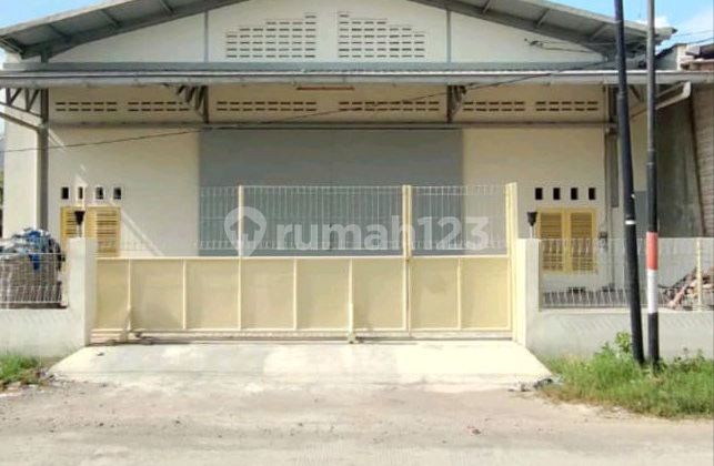 Warehouse For Sale In Terboyo Industrial Area 1