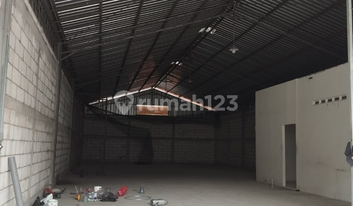 Warehouse for Rent in West Semarang, Ready to Operate, Affordable. 1