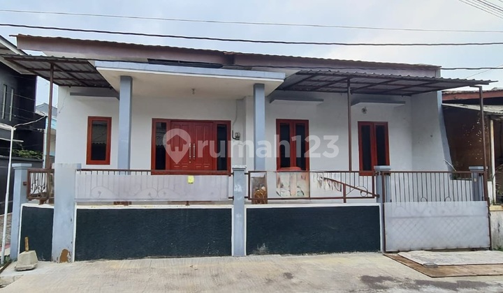 Dijual Rumah Posisi Hook di Daerah Tanah Mas Semarang 1