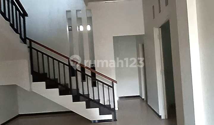 Dijual Rumah 2 Lantai Di Jalan Tentara Pelajar Ungaran 2