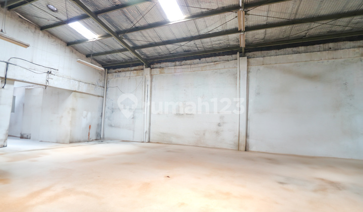 GUDANG DI KAWASAN INDUSTRI JABABEKA, CIKARANG JAWA BARAT, AKSES MUDAH JALAN TOL. GUDANG DI KAWASAN INDUSTRI JABABEKA, CIKARANG JAWA BARAT, AKSES MUDAH JALAN TOL.