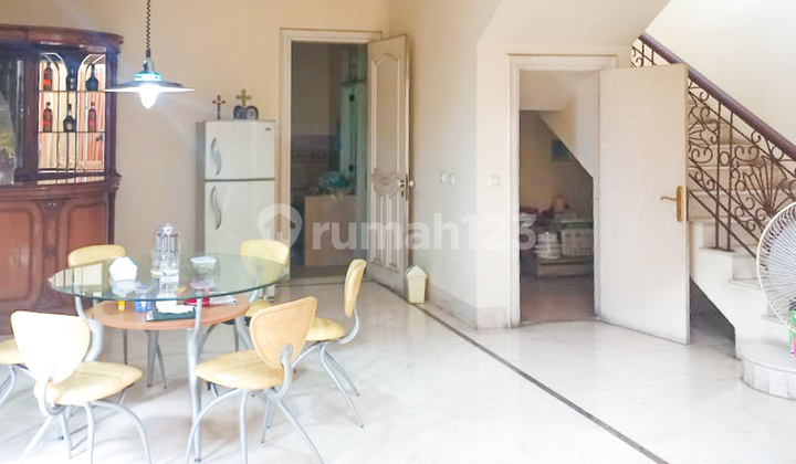 Rumah Mewah Siap Huni di Legenda Wisata Cibubur dengan banyak fasilitas nan Nyaman Rumah Mewah Siap Huni di Legenda Wisata Cibubur dengan banyak fasilitas nan Nyaman