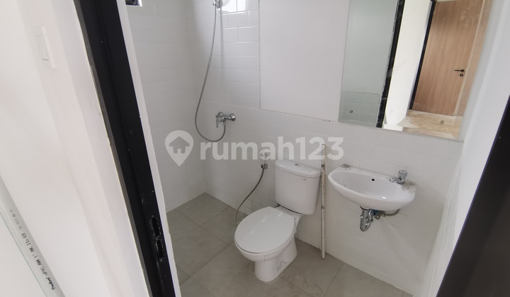 The Hive Spark North Lippo Cikarang Terraced Shophouse, opposite Central Park Meikarta