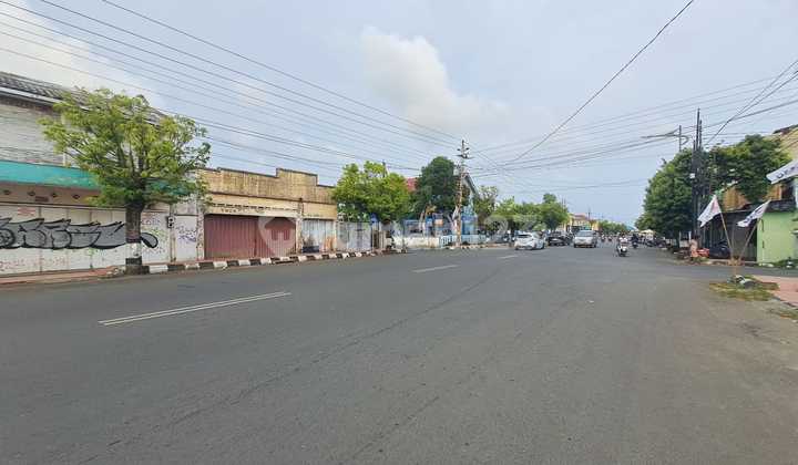 Strategic Shop House in South Sidakaya Cilacap, easy access to the Town Square. 1