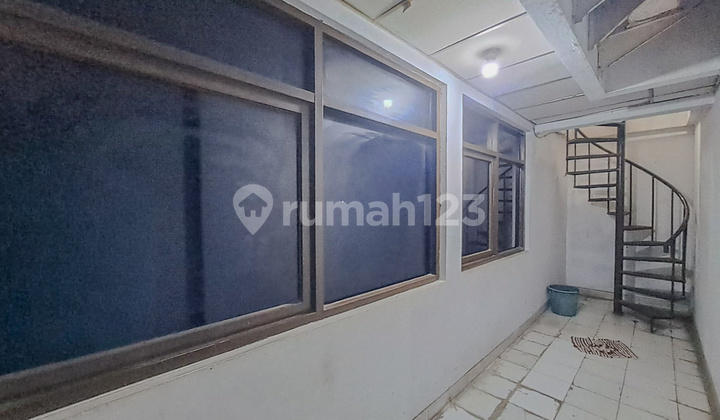 Rumah Kost di Krekot Sawah Besar Akses Mudah ke Kemayoran Menteng 2