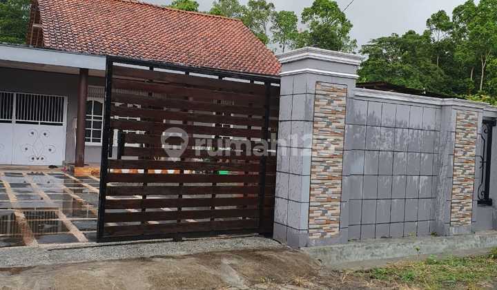 For Sale: House with Large Yard in Cilacap