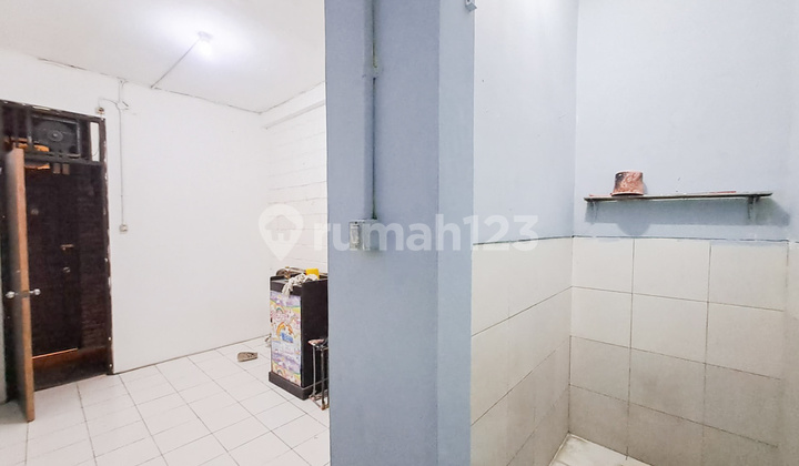 Commercial Building and 37-Room Boarding House in Ulujami, South Jakarta - Ready for Profit 2
