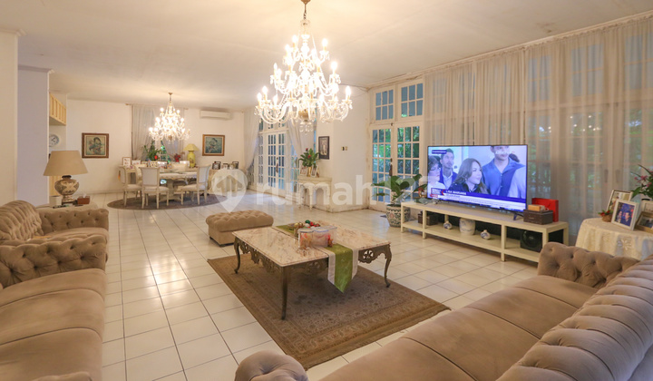 Luxury & Spacious House in Andara Cilandak Area near Pondok Indah 2