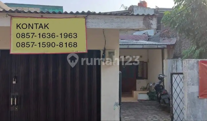 For Sale House + Stall - Strategic Location Kemayoran, Central Jakarta 2