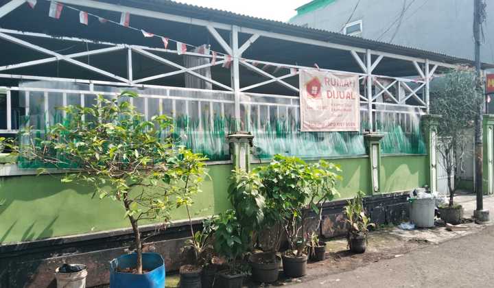 For Sale Spacious & Highly Strategic House - Kebayoran Lama, South Jakarta 2