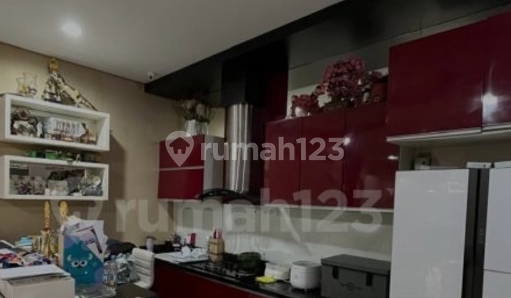 Rumah Super.cantikdi Lokasi.nyaman dan Strategis