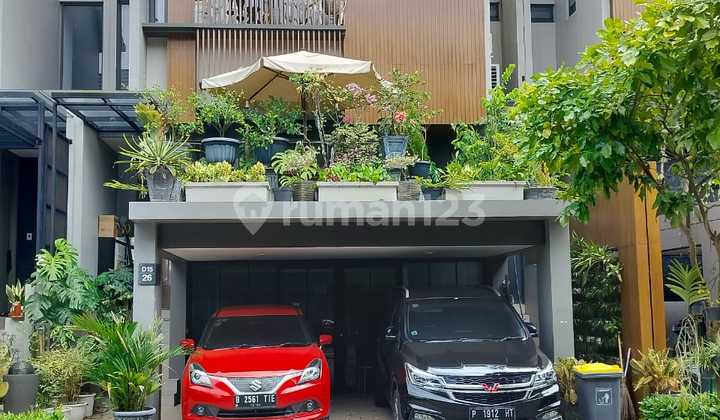 3.8m Greenwich Caelus Utara Renovated 2.5lantai Lebar 8