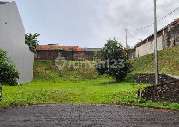 14Jt Eminent Kavling Hoek Taman 197M² 3 View Barat-Selatan-Timur