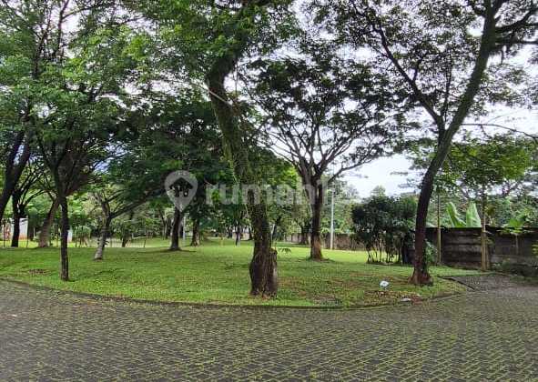 9.54Jt Foresta Kavling Lt393m² Hoek 3 View Barat-Selatan-Timur